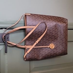 Michael Kors purse new without tags